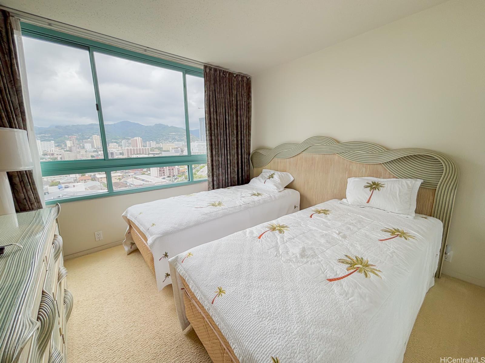 Uraku Tower Hawaii condo # 16A, Honolulu, Hawaii - photo 13 of 25
