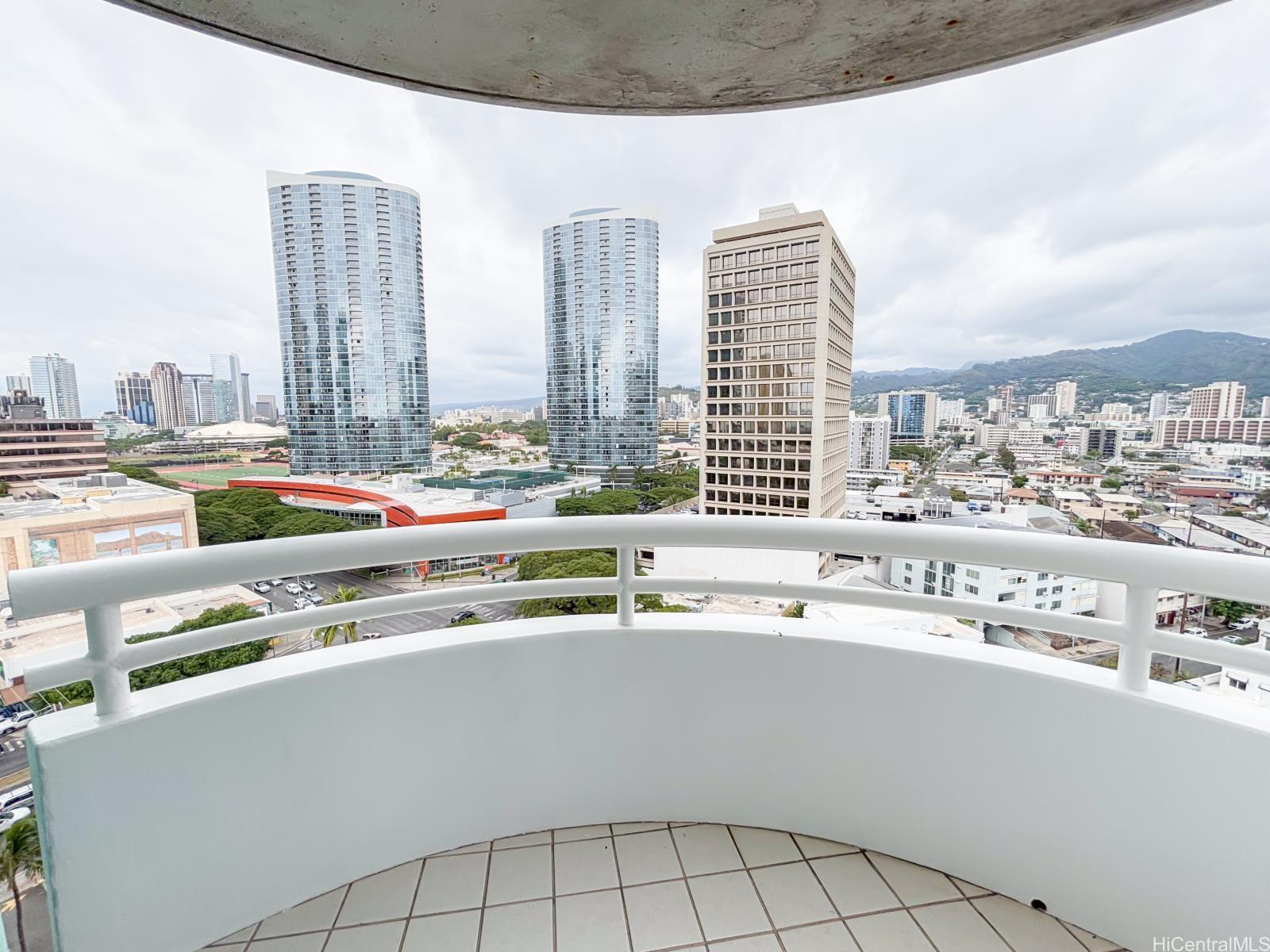 Uraku Tower Hawaii condo # 16A, Honolulu, Hawaii - photo 21 of 25