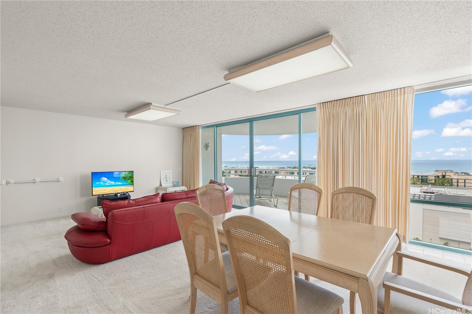 Uraku Tower Hawaii condo # 20A, Honolulu, Hawaii - photo 2 of 23