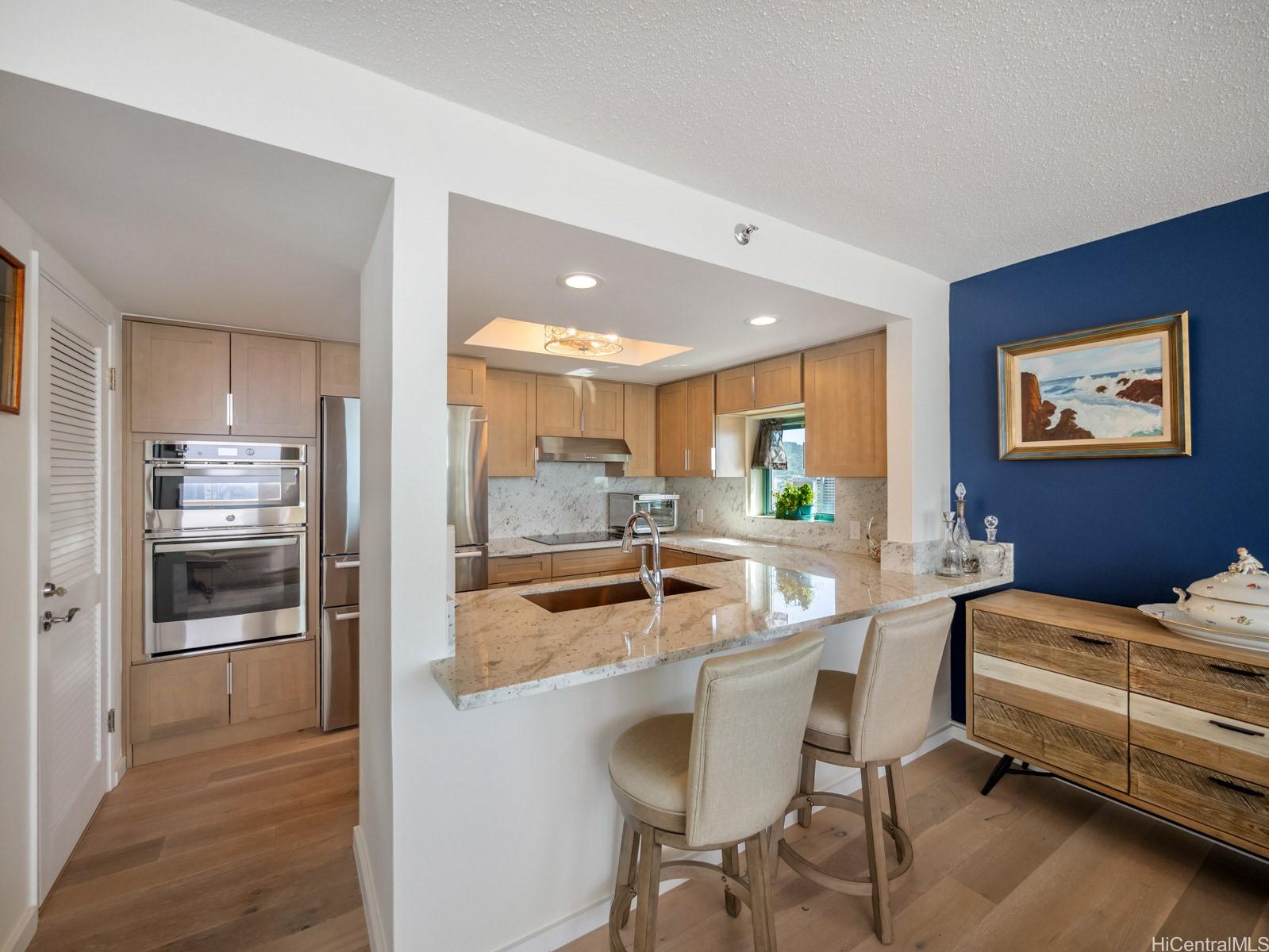 Uraku Tower Hawaii condo # 22D, Honolulu, Hawaii - photo 8 of 25