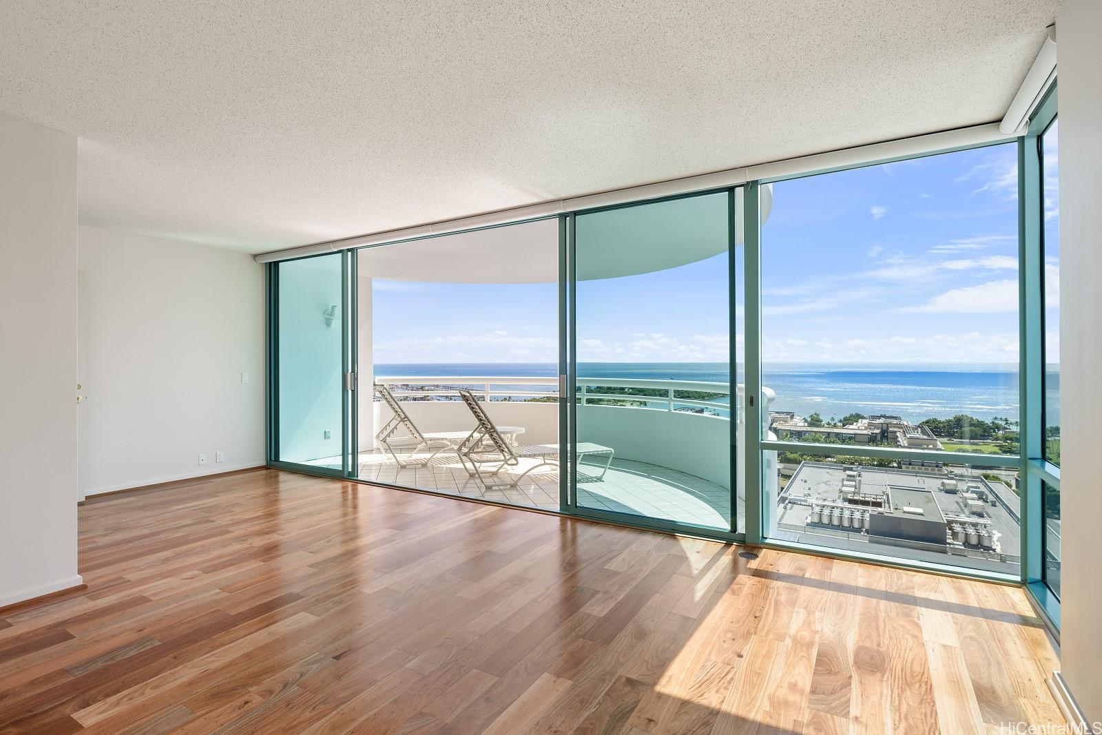 Uraku Tower Hawaii condo # 27A, Honolulu, Hawaii - photo 12 of 25