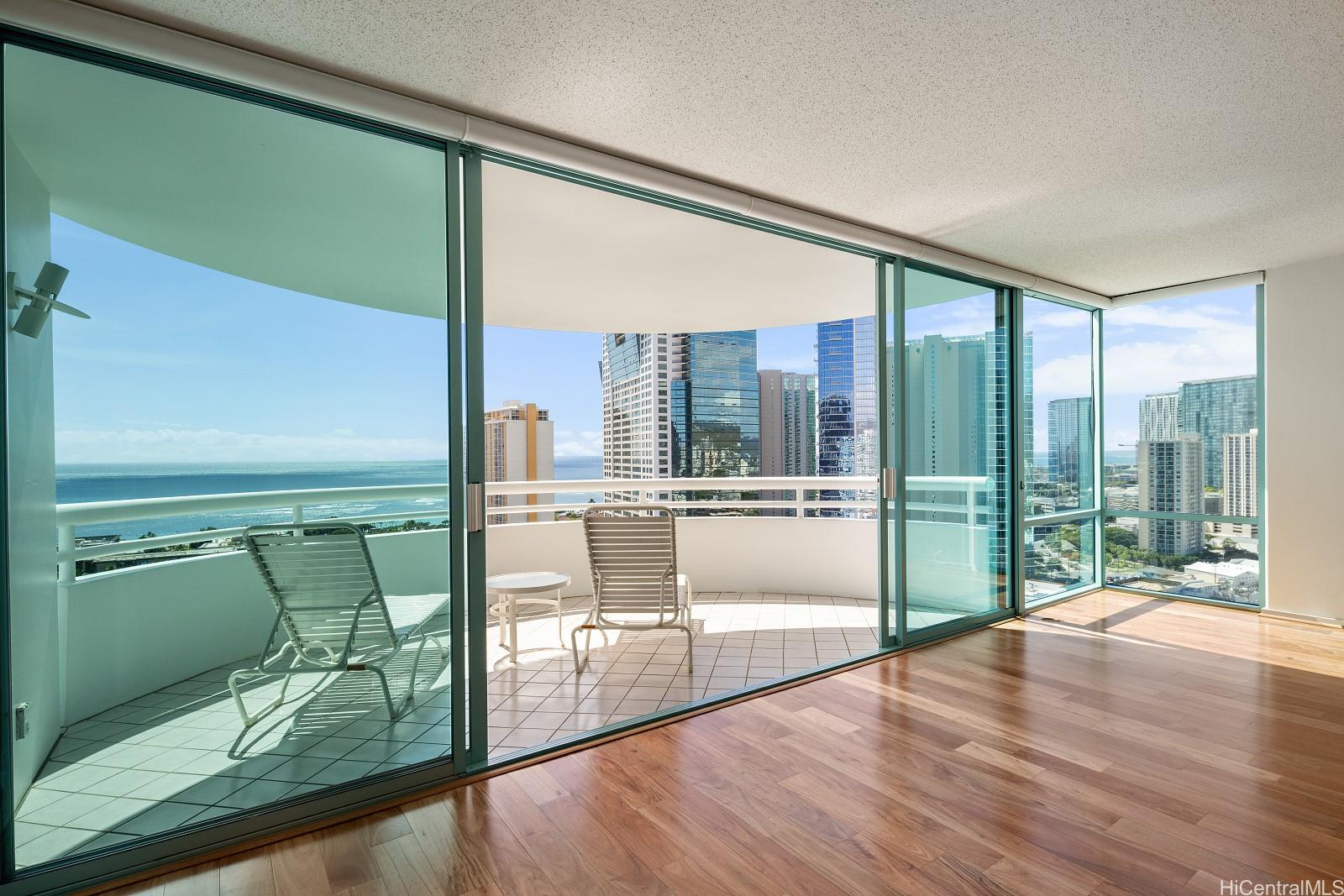 Uraku Tower Hawaii condo # 27A, Honolulu, Hawaii - photo 13 of 25