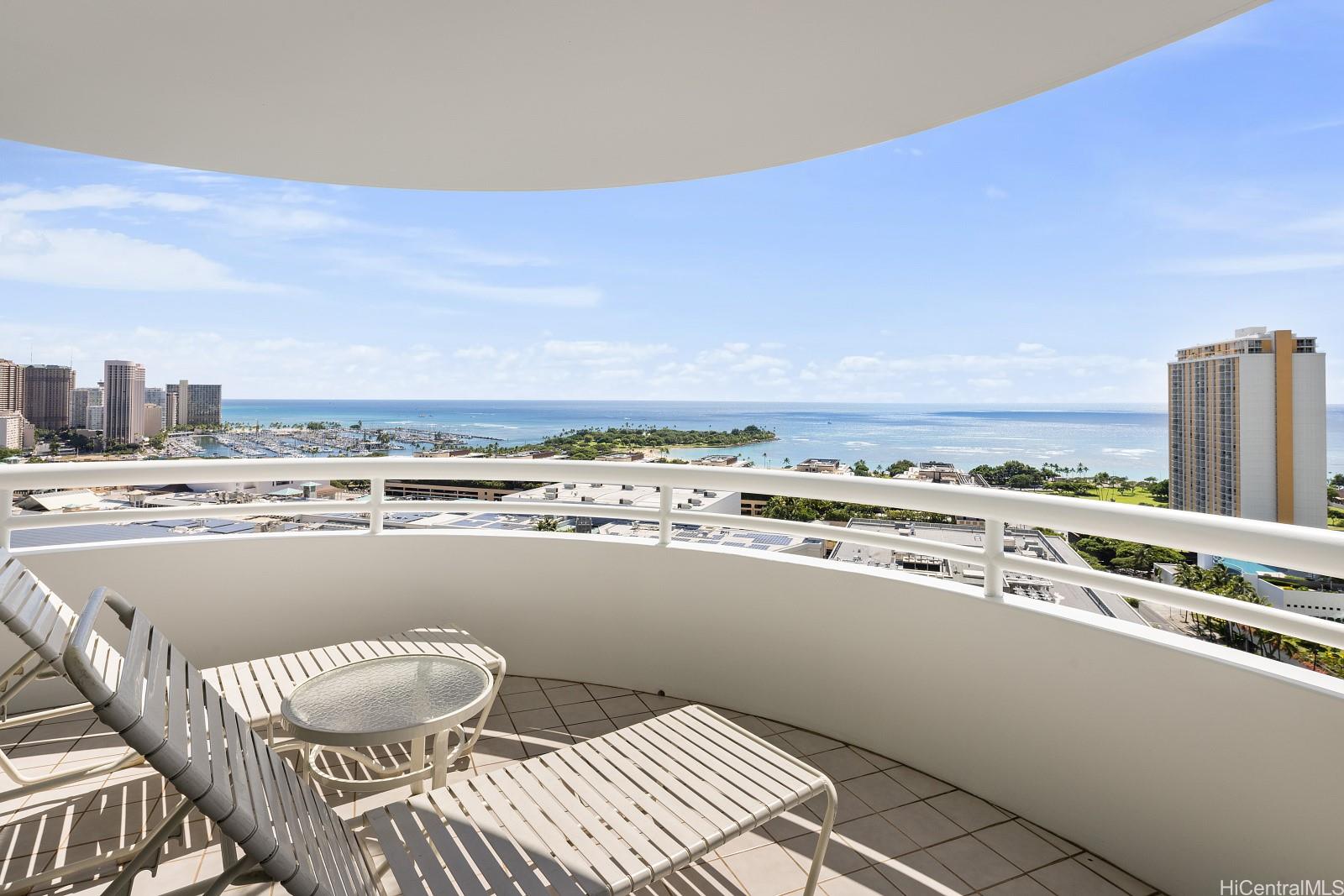 Uraku Tower Hawaii condo # 27A, Honolulu, Hawaii - photo 15 of 25