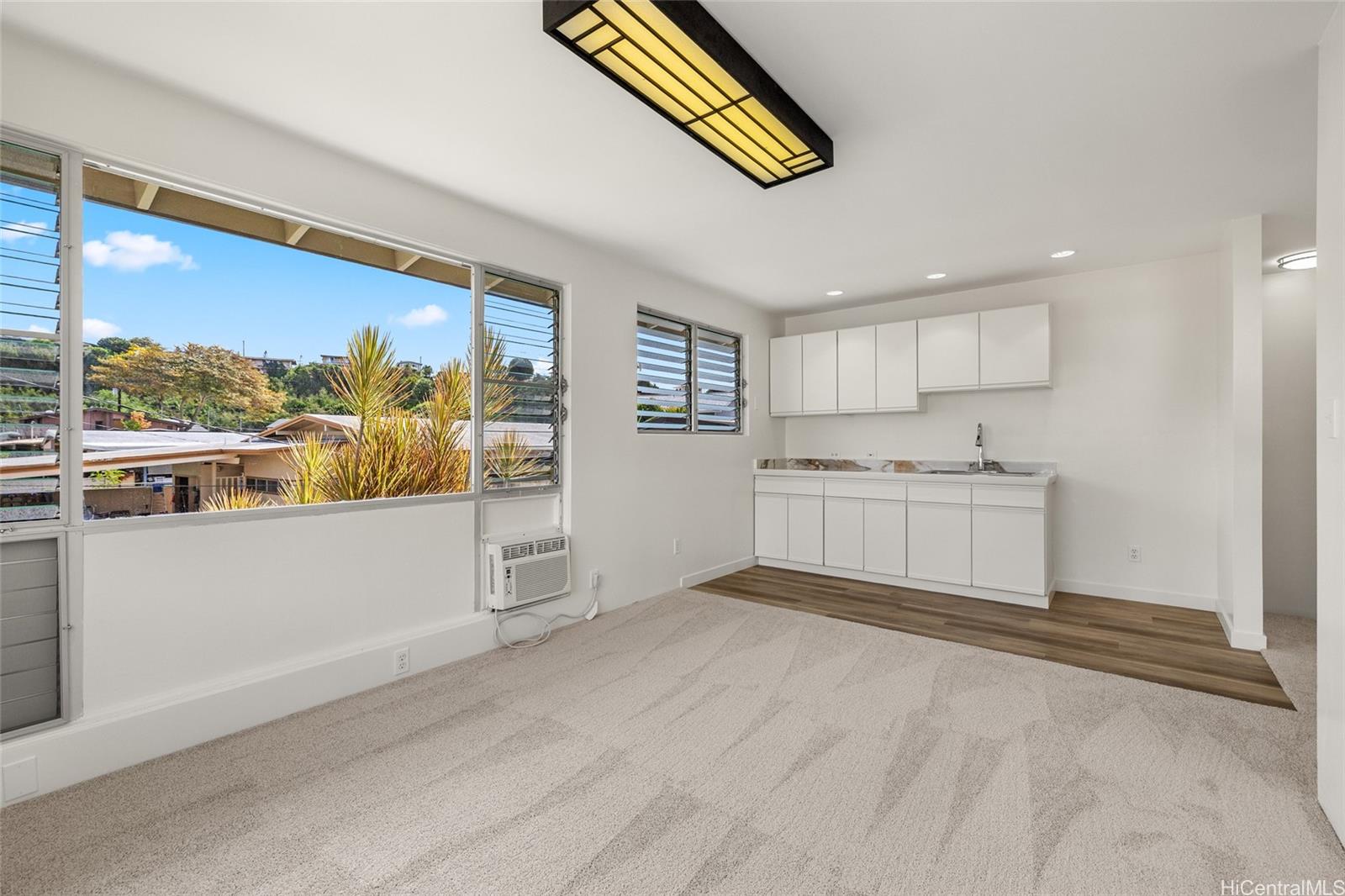 1341  Maalahi Street Moanalua Gardens, Honolulu home - photo 11 of 25