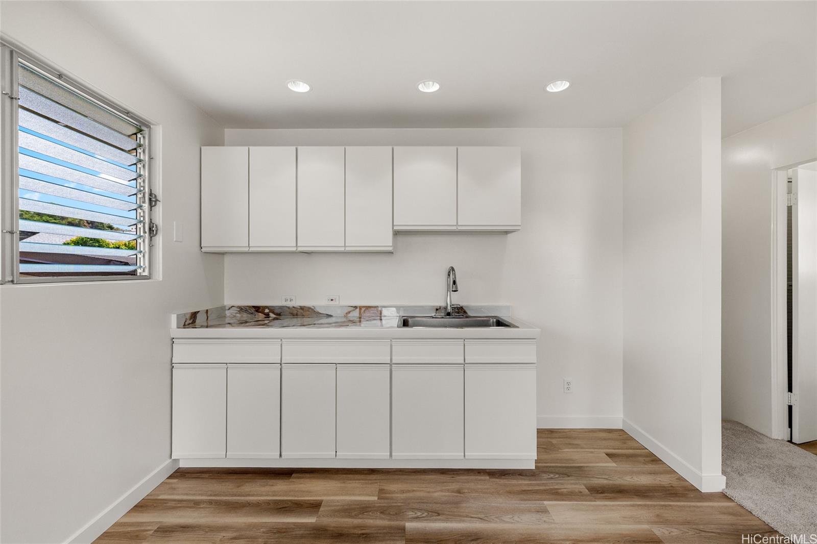 1341  Maalahi Street Moanalua Gardens, Honolulu home - photo 12 of 25