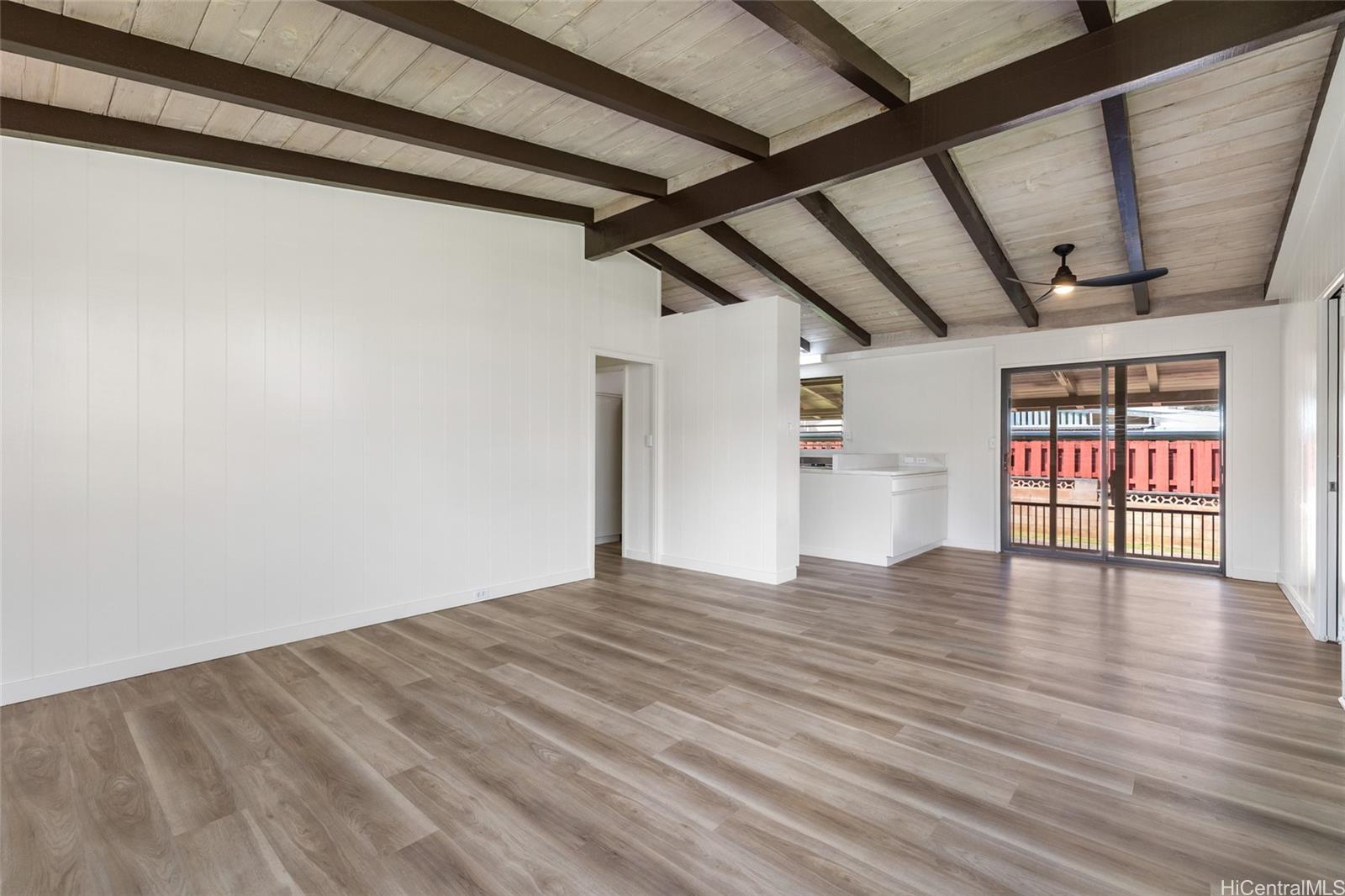 1341  Maalahi Street Moanalua Gardens, Honolulu home - photo 3 of 25