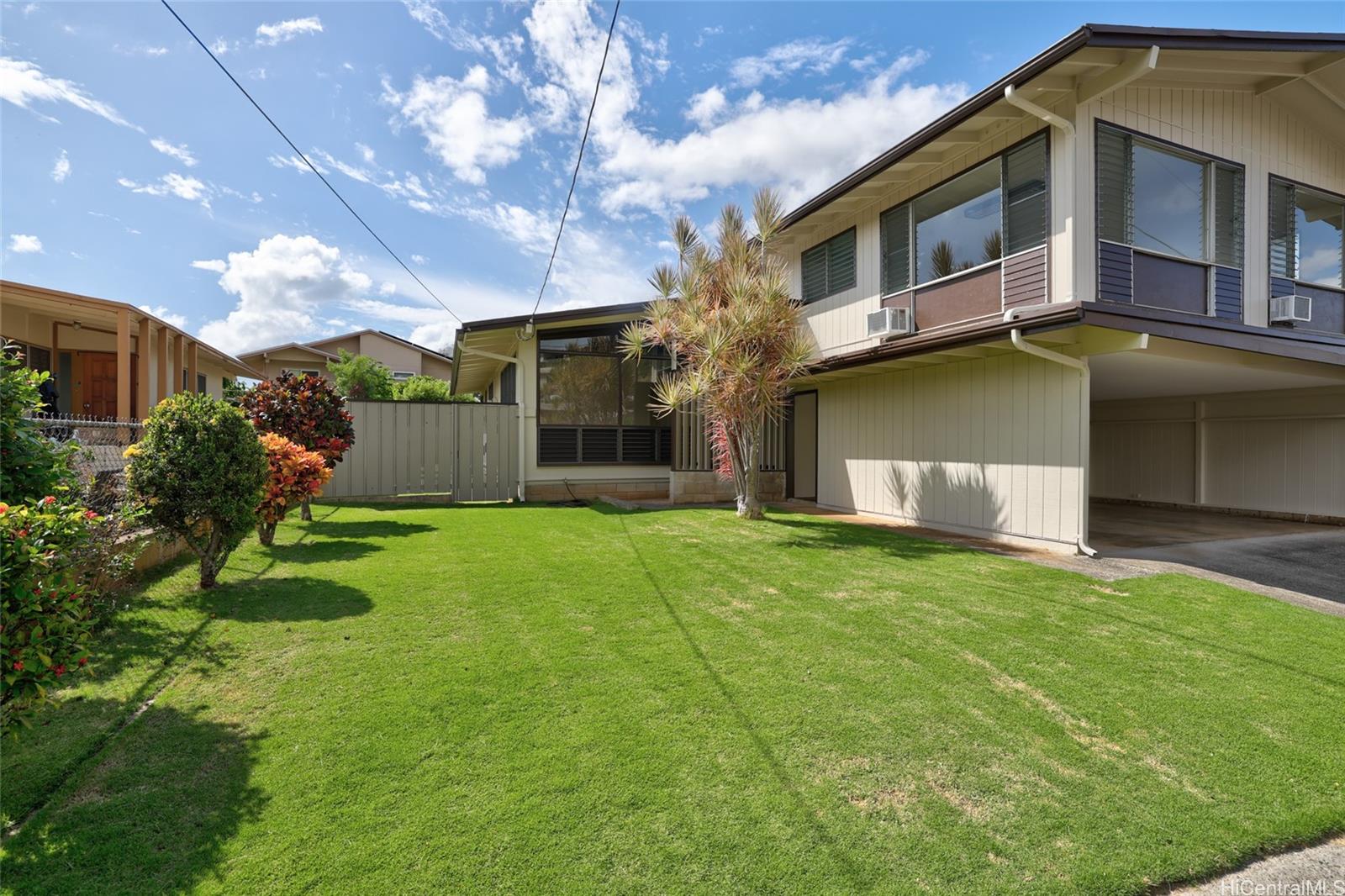1341  Maalahi Street Moanalua Gardens, Honolulu home - photo 21 of 25