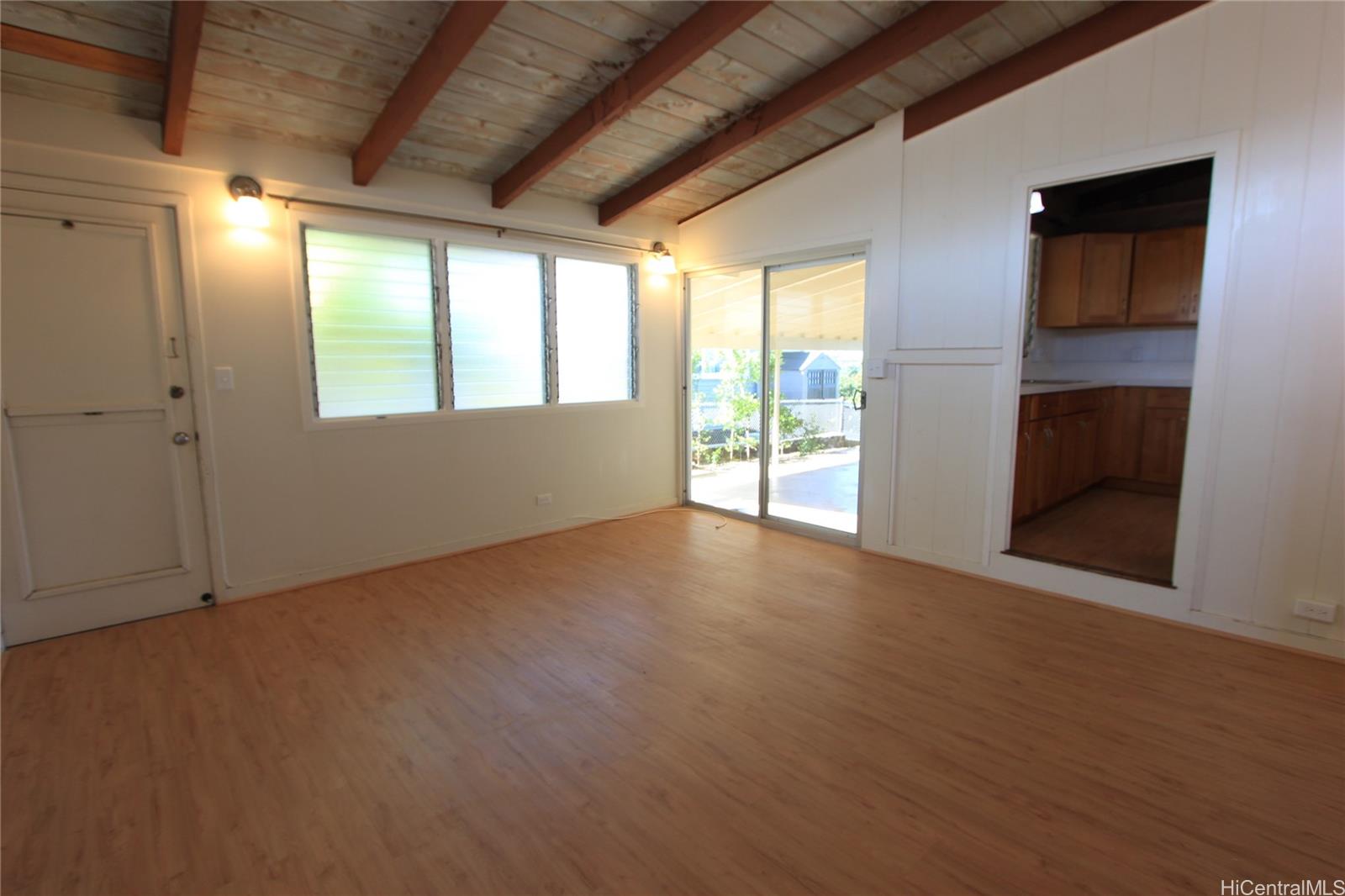 1346 Ala Mahamoe St Honolulu - Rental - photo 3 of 17