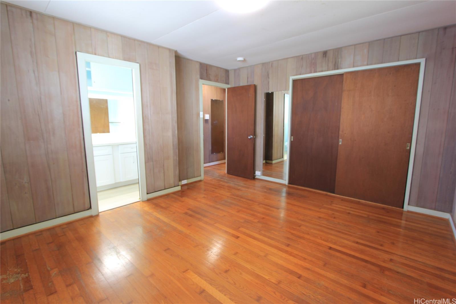 1346 Ala Mahamoe St Honolulu - Rental - photo 8 of 17