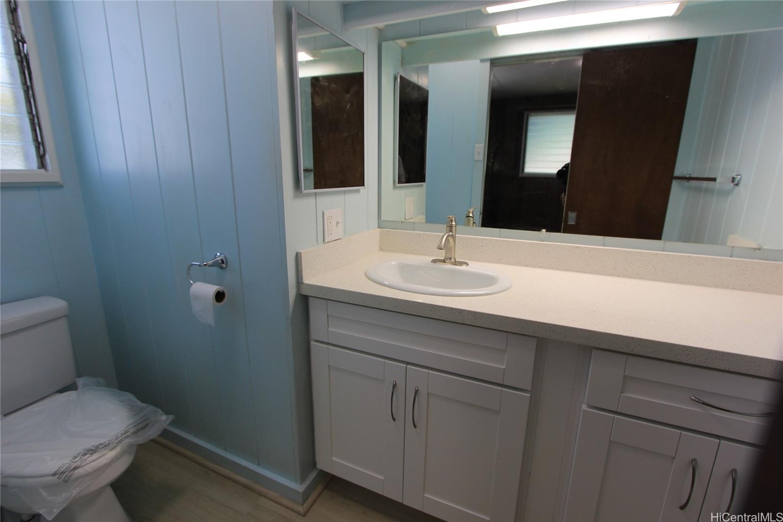 1346 Ala Mahamoe St Honolulu - Rental - photo 9 of 17