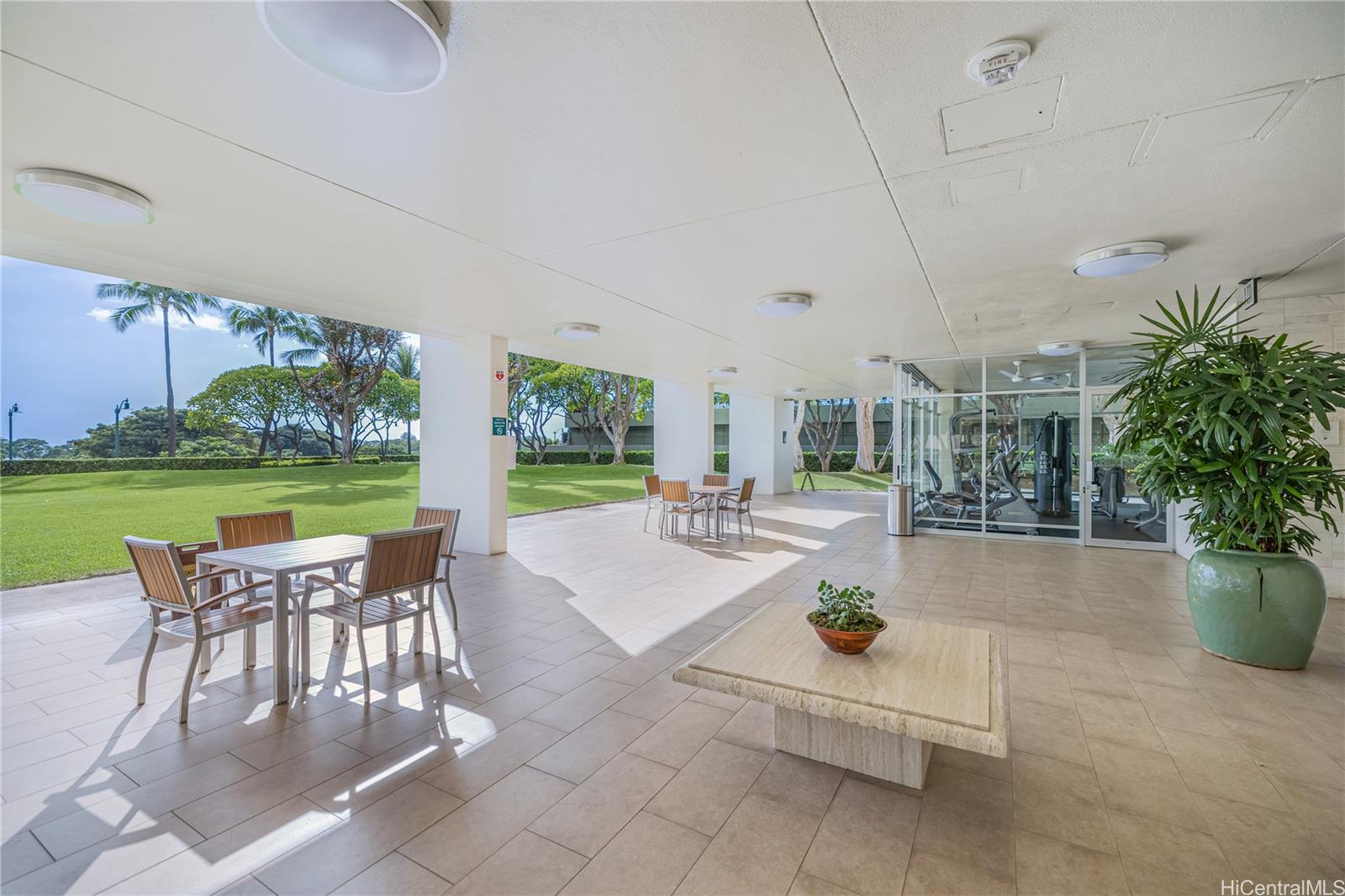 1350 Ala Moana condo # 1010, Honolulu, Hawaii - photo 24 of 25