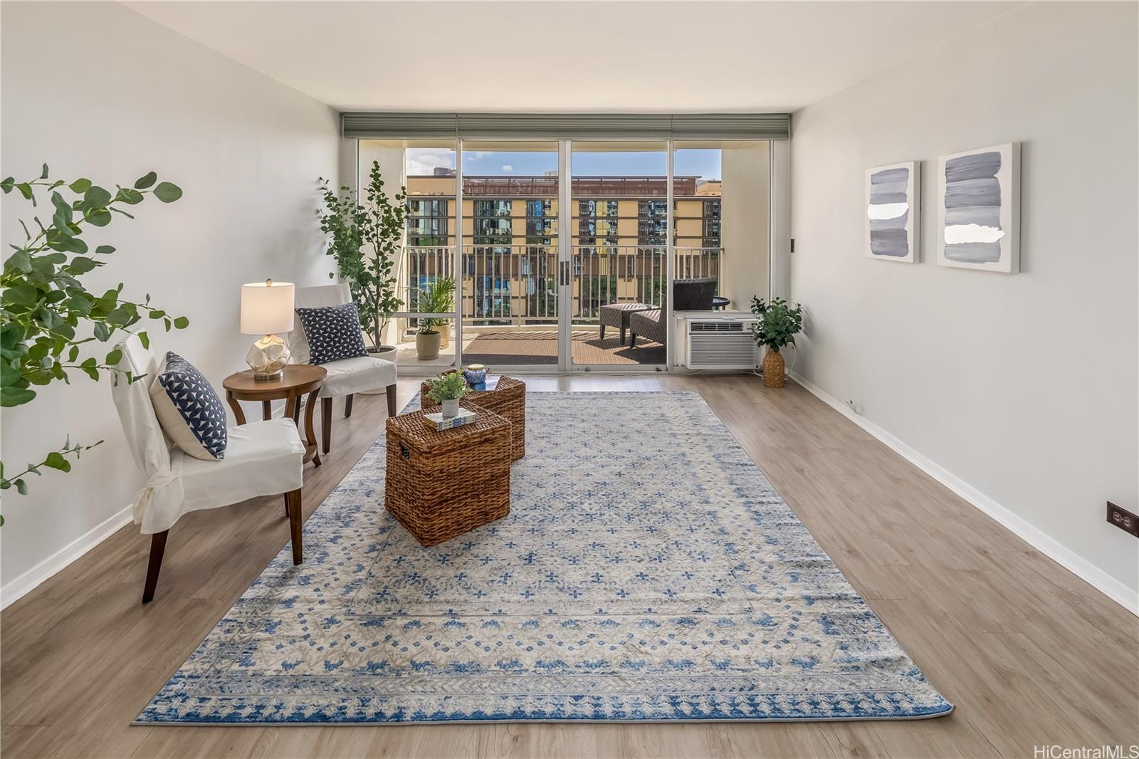 1350 Ala Moana condo # 1010, Honolulu, Hawaii - photo 5 of 25