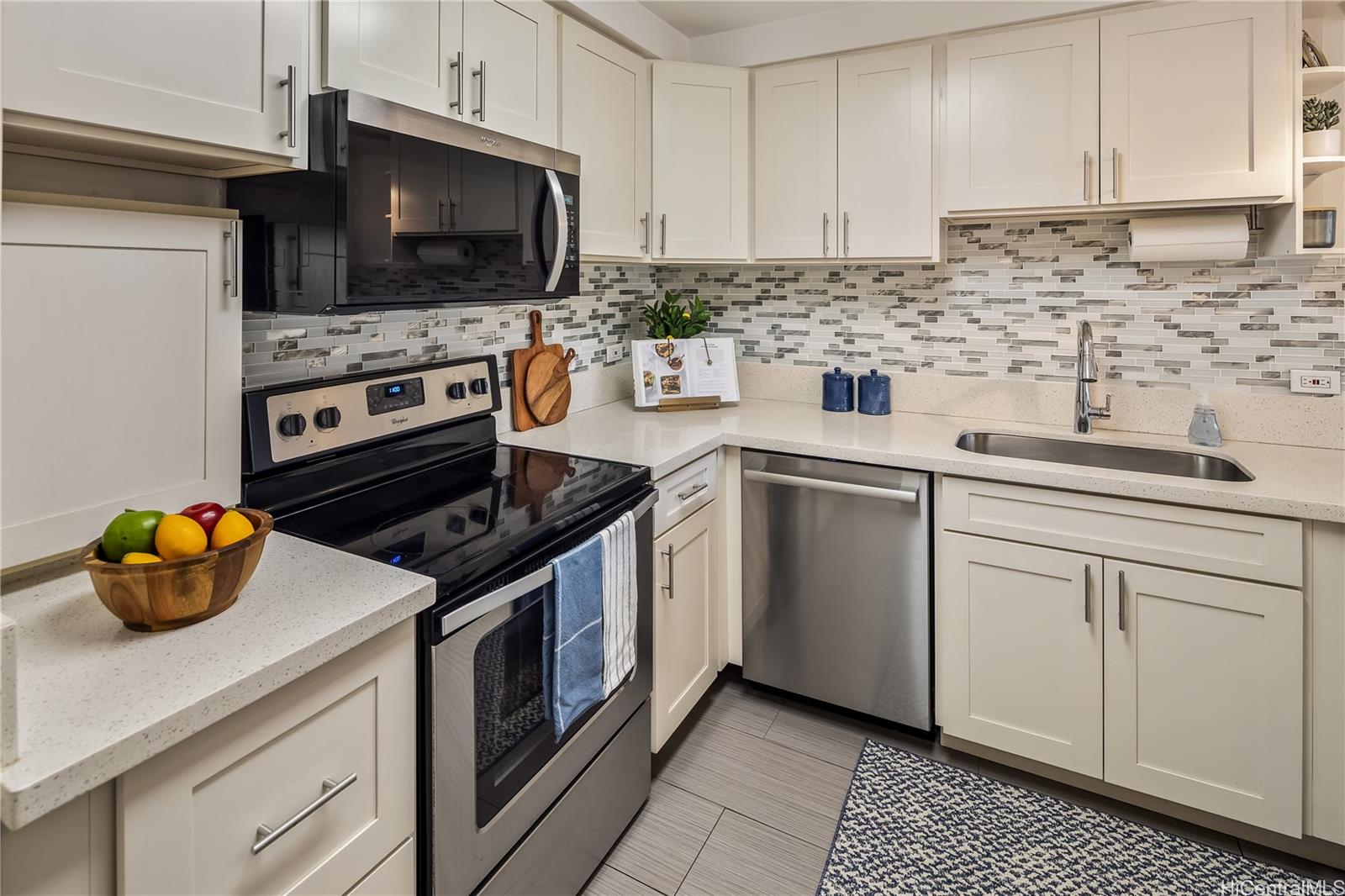 1350 Ala Moana condo # 1010, Honolulu, Hawaii - photo 9 of 25