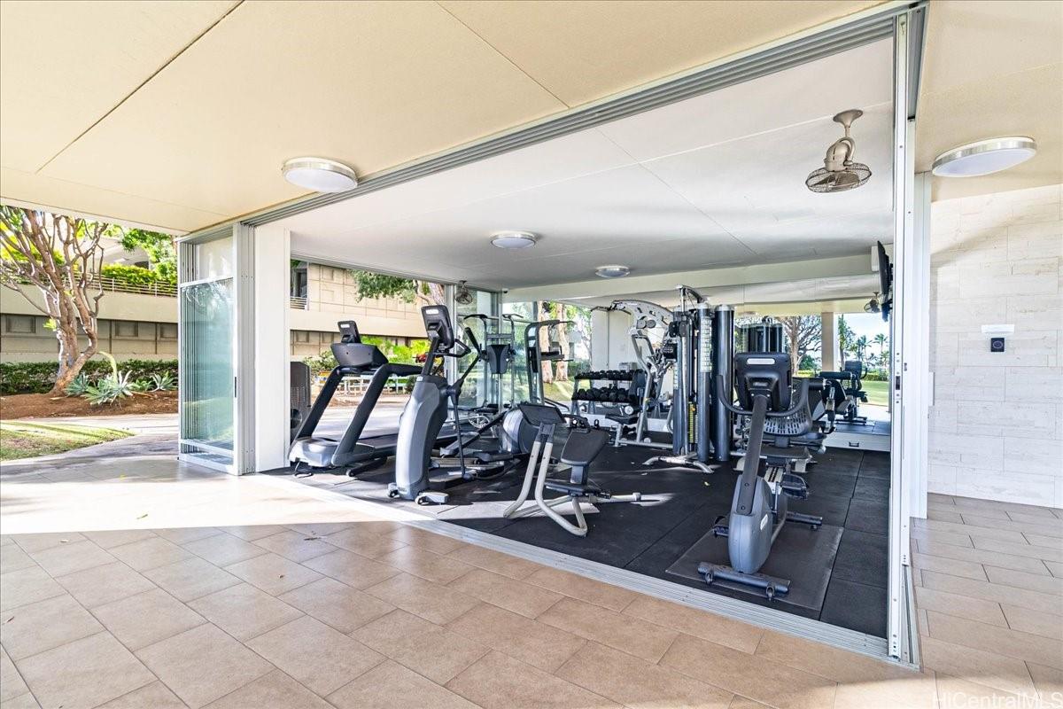 1350 Ala Moana condo # 1603, Honolulu, Hawaii - photo 18 of 24