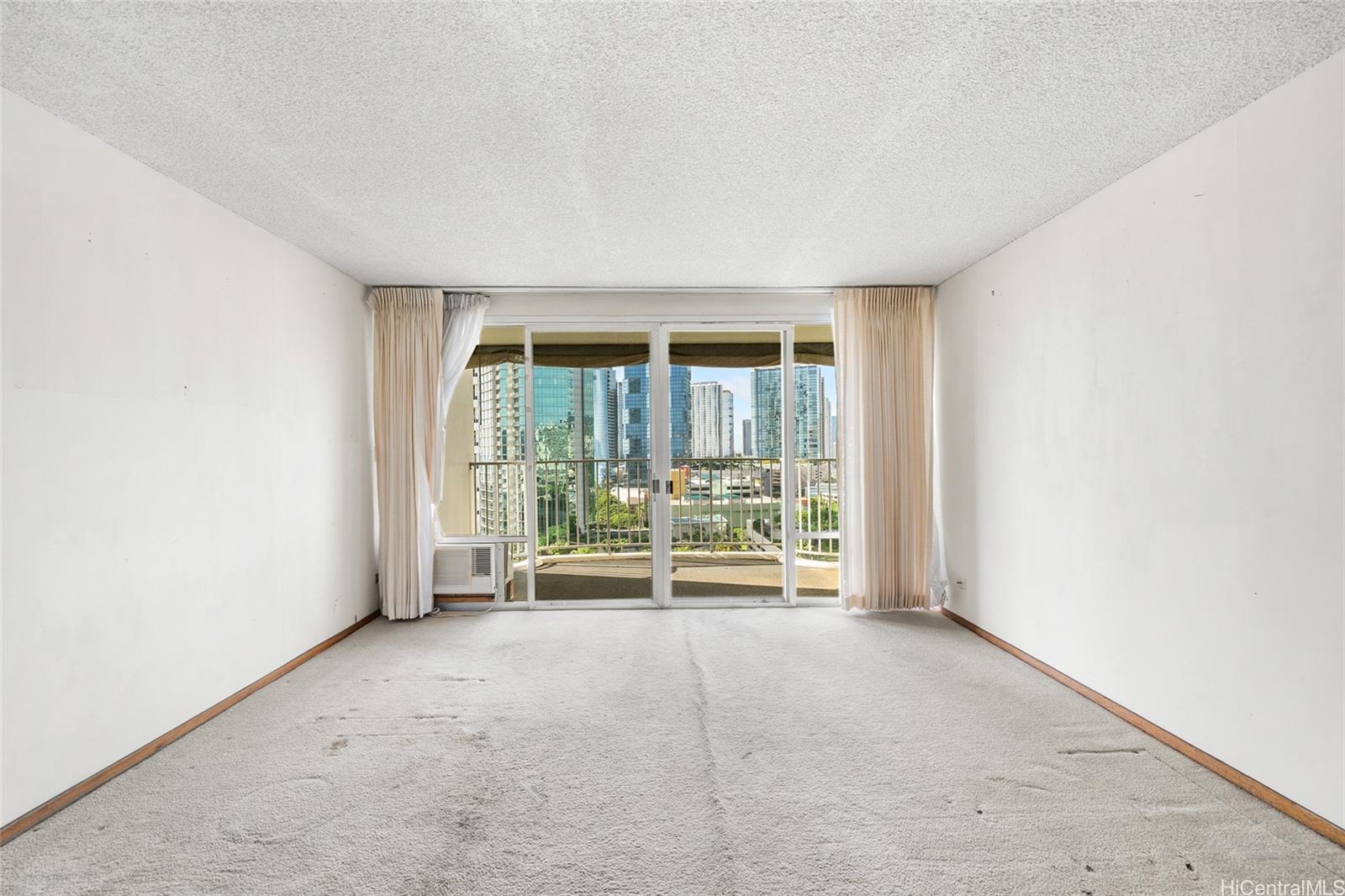 1350 Ala Moana condo # 1709, Honolulu, Hawaii - photo 2 of 20