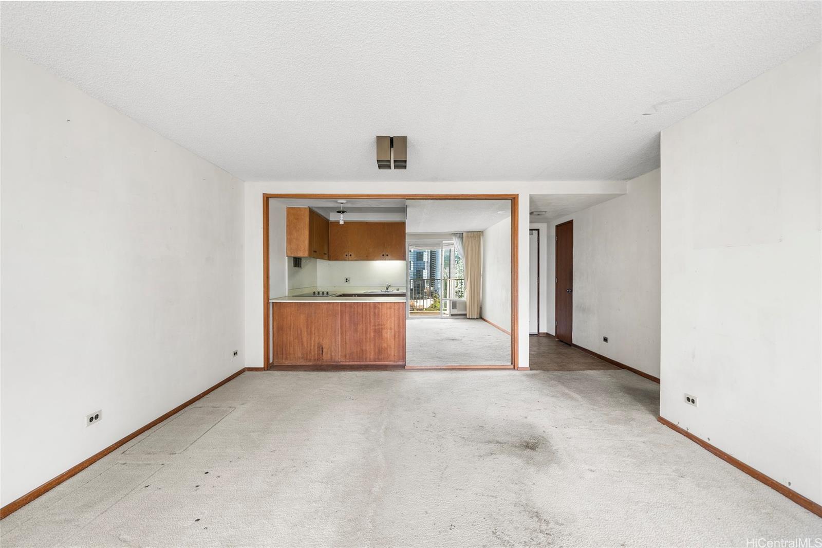 1350 Ala Moana condo # 1709, Honolulu, Hawaii - photo 4 of 20