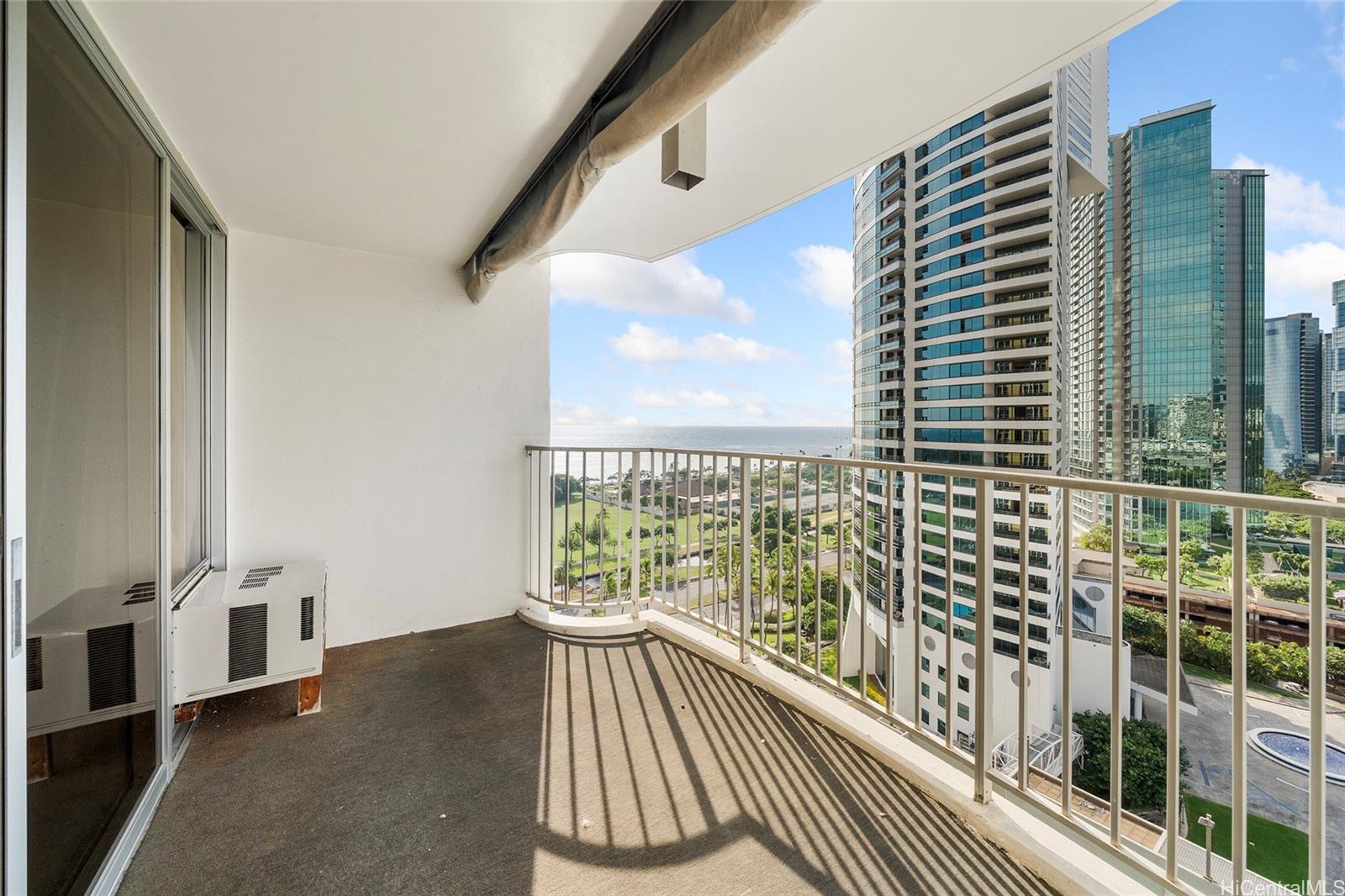 1350 Ala Moana condo # 1709, Honolulu, Hawaii - photo 9 of 20