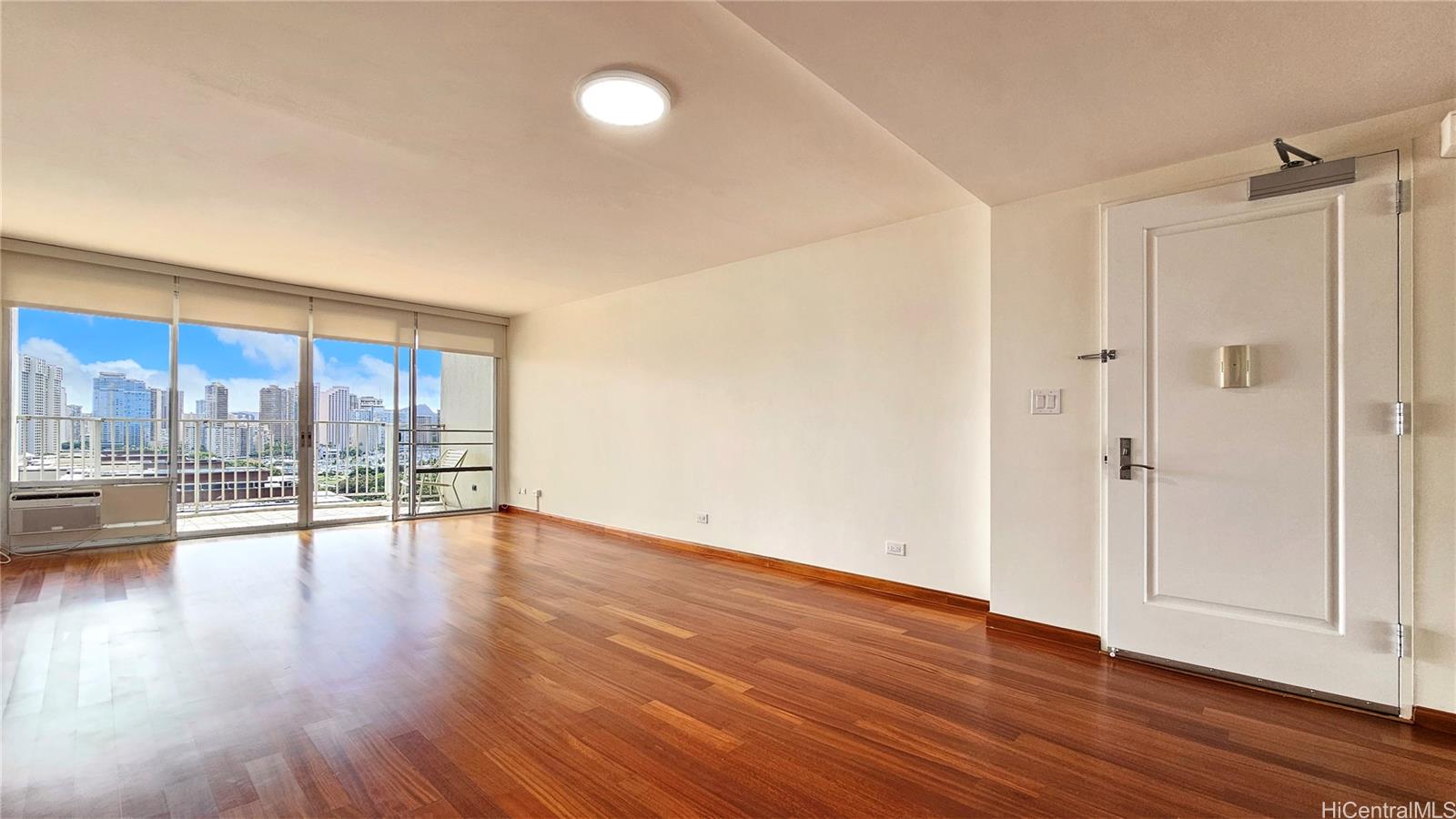 1350 Ala moana condo # 1804, Honolulu, Hawaii - photo 3 of 18