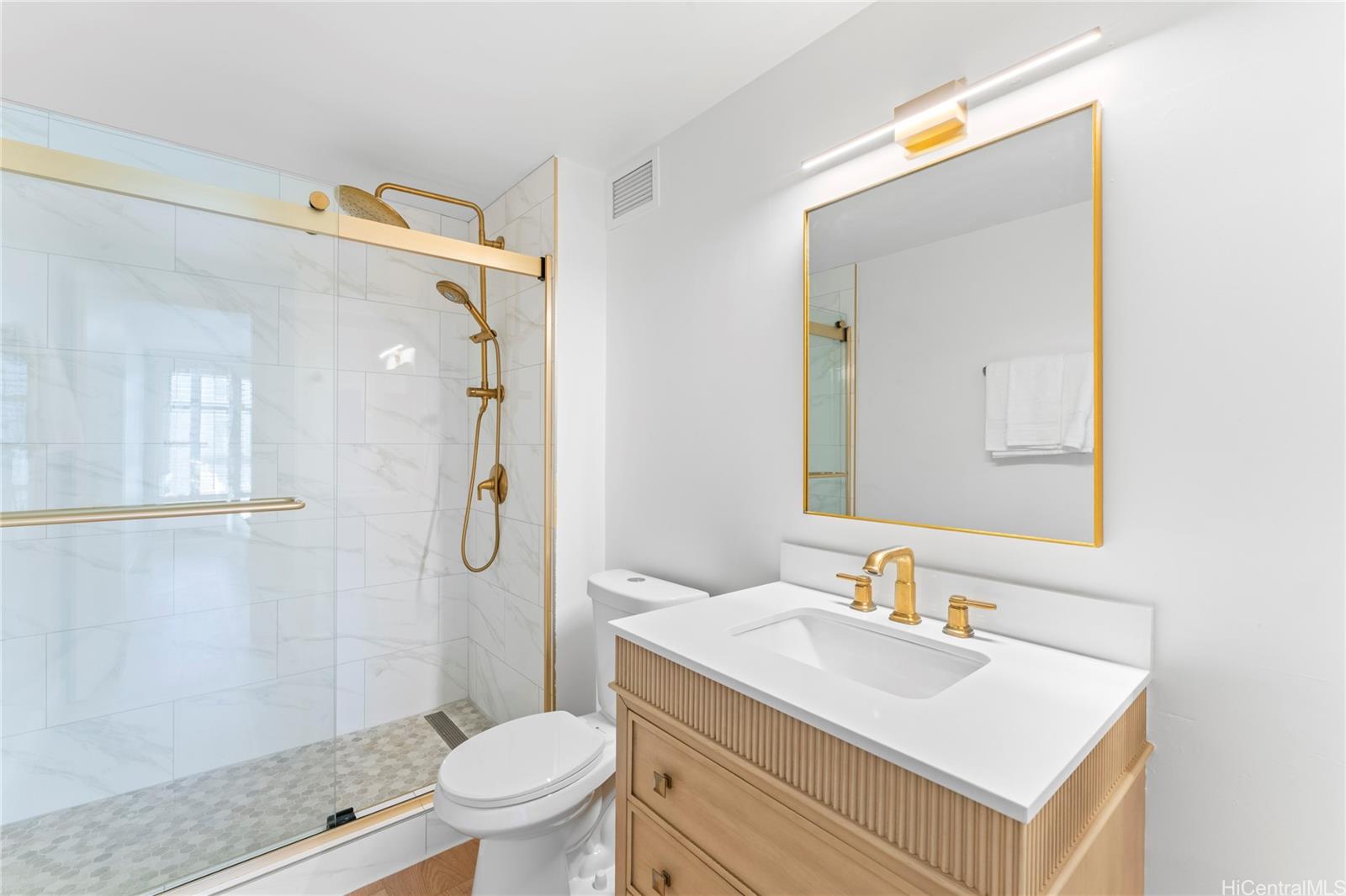 1350 Ala Moana condo # 1811, Honolulu, Hawaii - photo 9 of 22