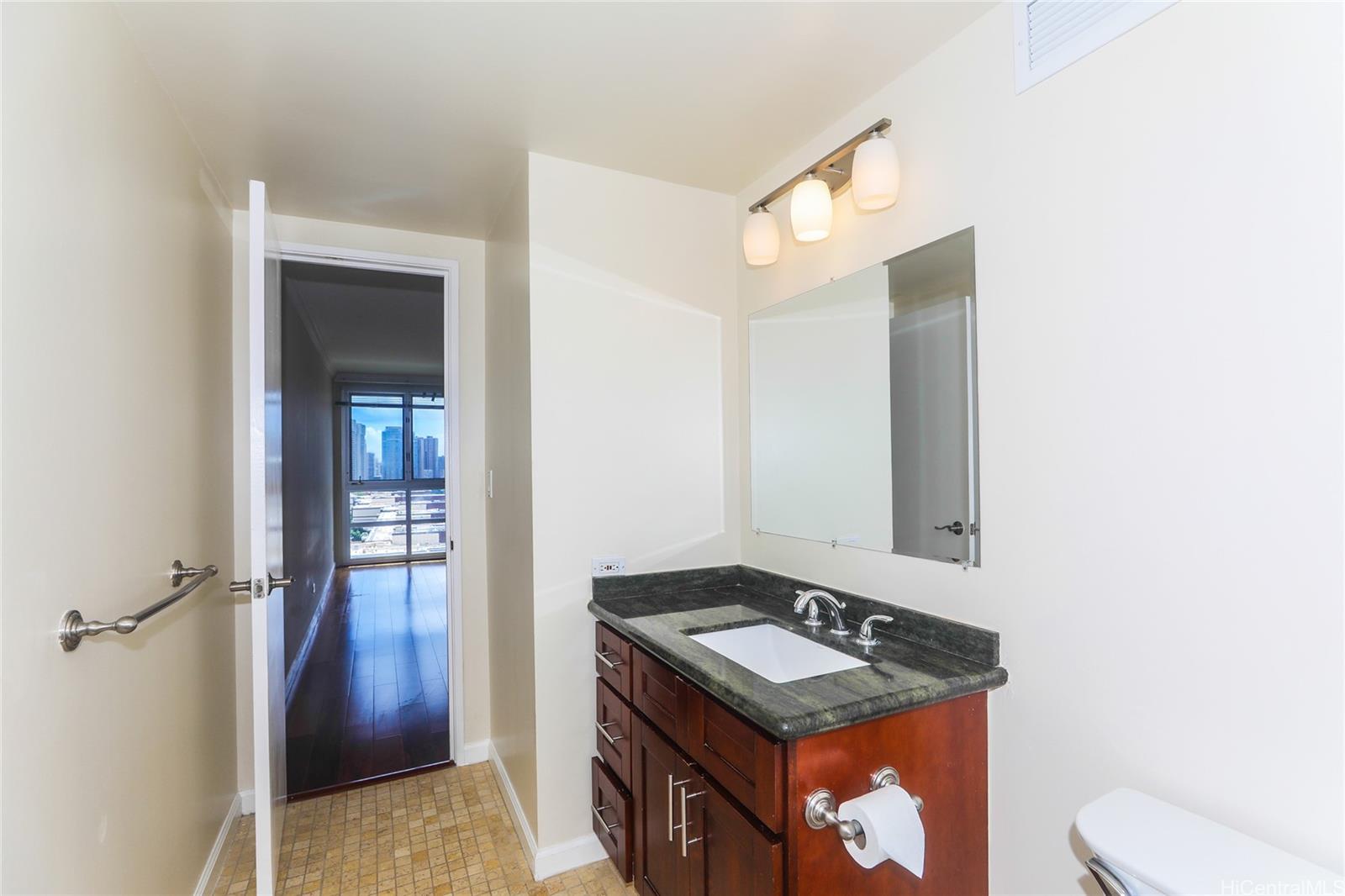 1350 Ala Moana condo # 1904, Honolulu, Hawaii - photo 17 of 22