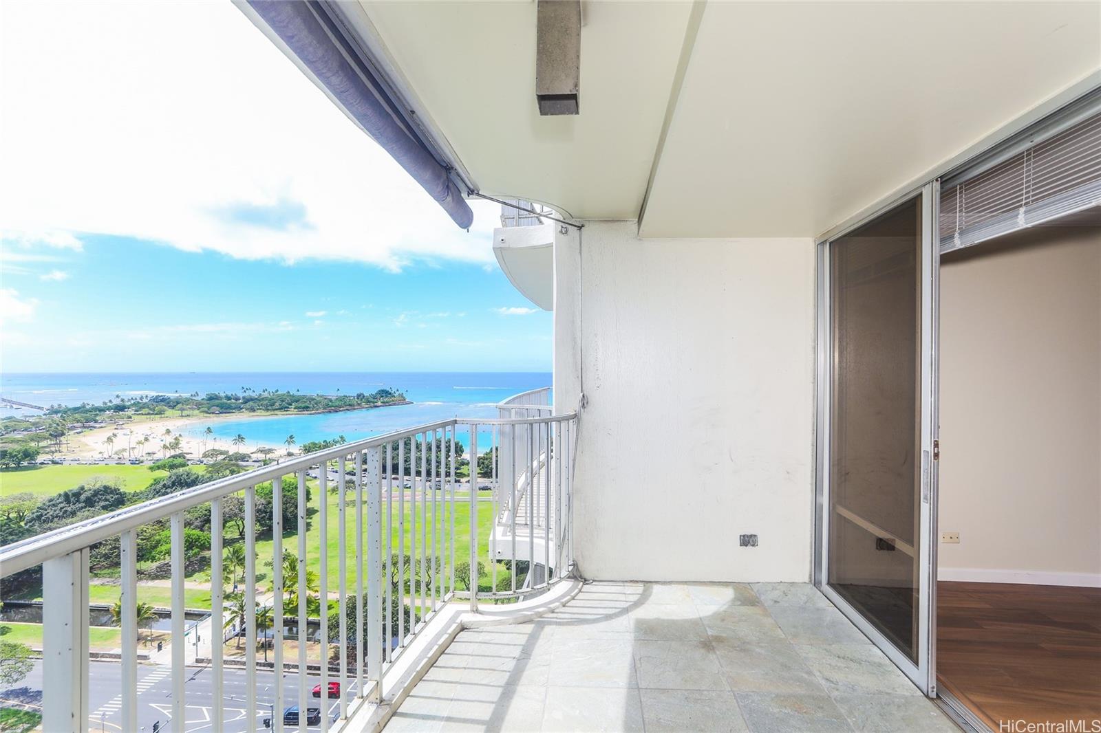 1350 Ala Moana condo # 1904, Honolulu, Hawaii - photo 3 of 22