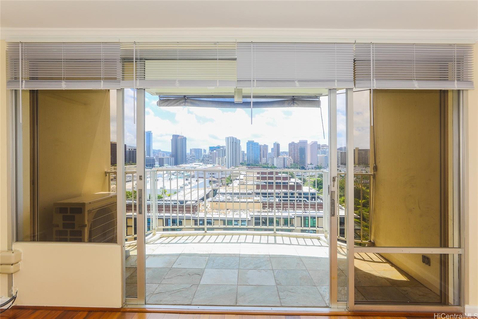 1350 Ala Moana condo # 1904, Honolulu, Hawaii - photo 7 of 22