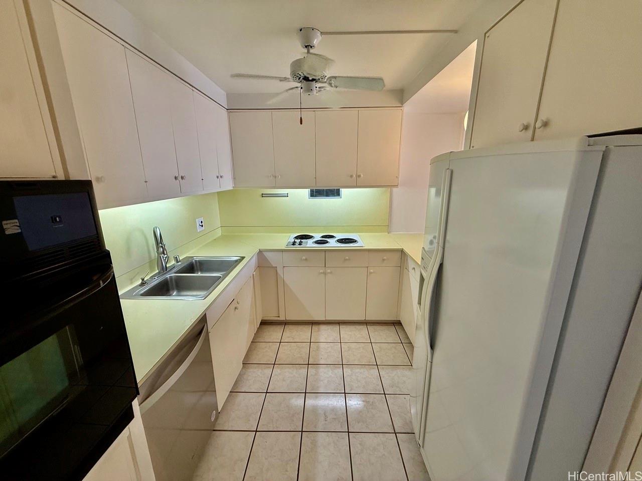 1350 Ala Moana Blvd Honolulu - Rental - photo 2 of 22