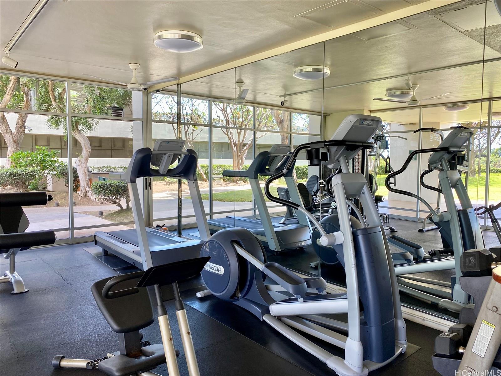 1350 Ala Moana Blvd Honolulu - Rental - photo 18 of 25