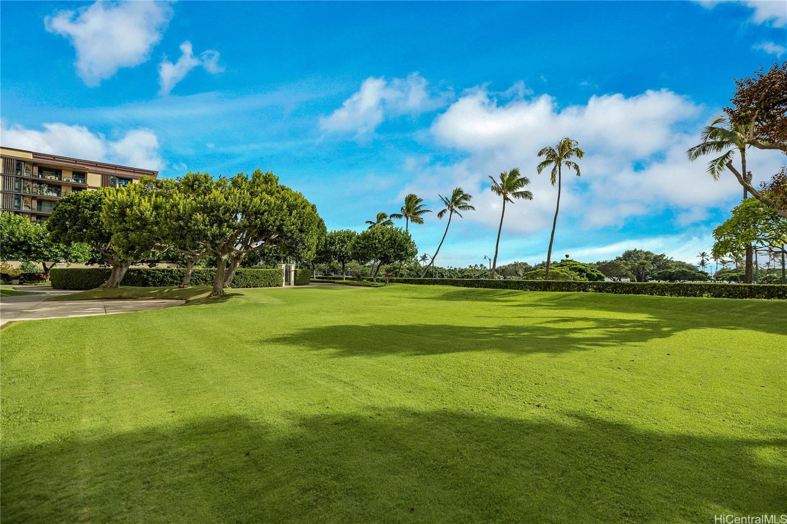 1350 Ala Moana condo # 2810, Honolulu, Hawaii - photo 23 of 25