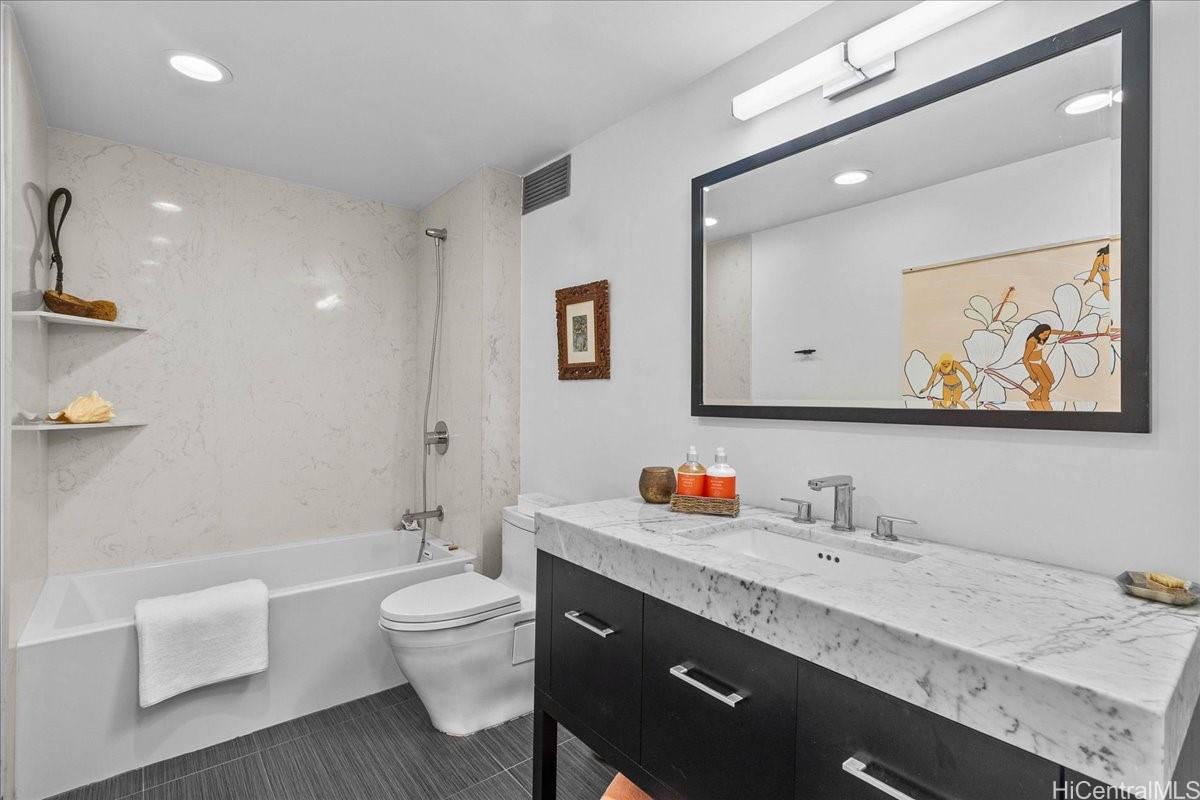 1350 Ala Moana condo # 3004, Honolulu, Hawaii - photo 16 of 25