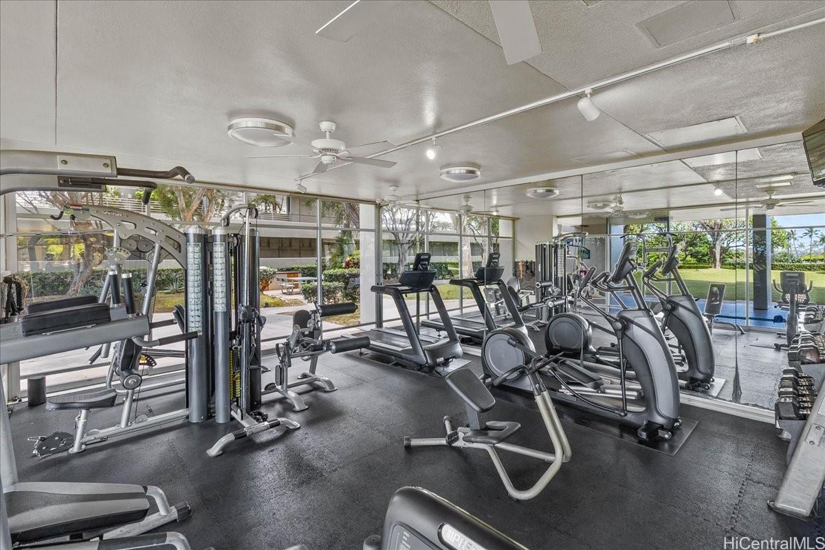 1350 Ala Moana condo # 3004, Honolulu, Hawaii - photo 23 of 25