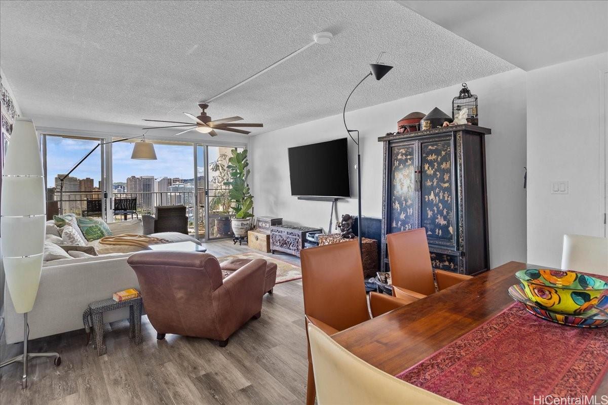 1350 Ala Moana condo # 3004, Honolulu, Hawaii - photo 4 of 25