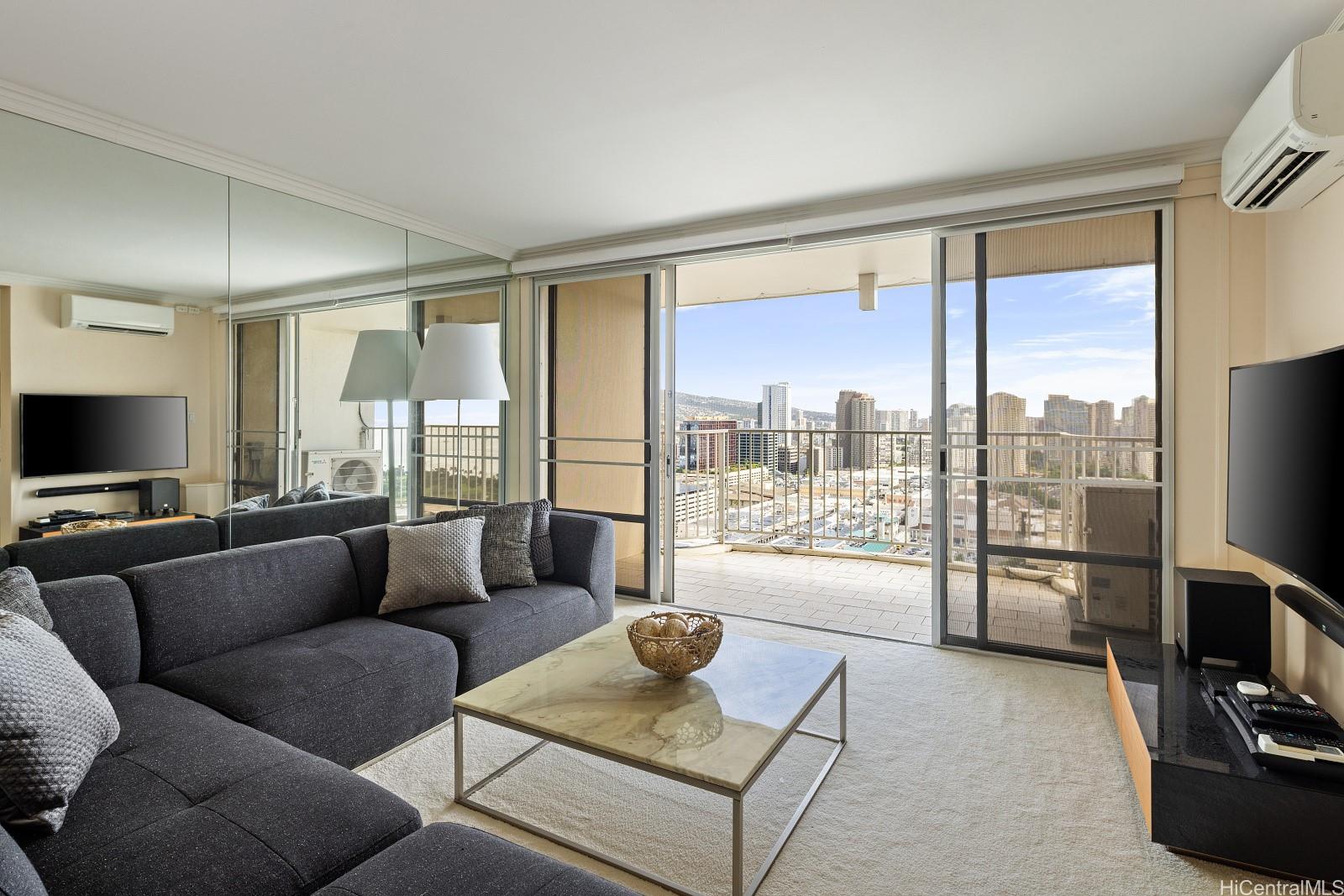 1350 Ala Moana condo # 3106, Honolulu, Hawaii - photo 3 of 23