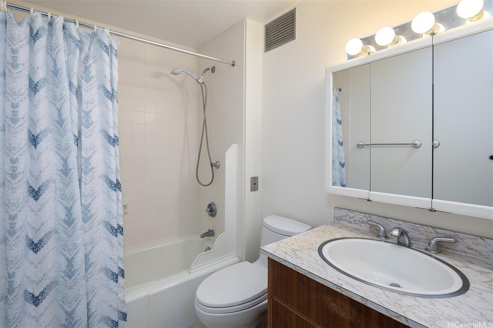 1350 Ala Moana Blvd Honolulu - Rental - photo 11 of 23