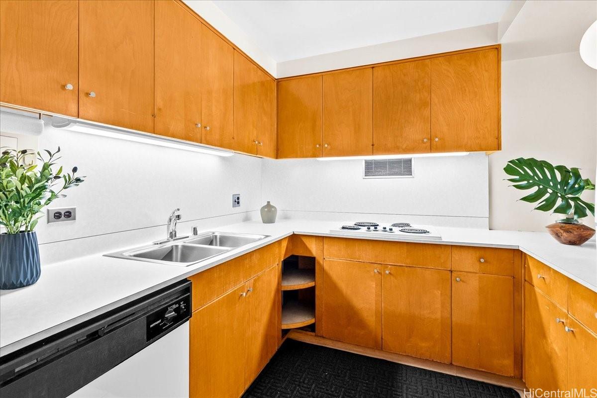 1350 Ala Moana condo # 810, Honolulu, Hawaii - photo 12 of 25