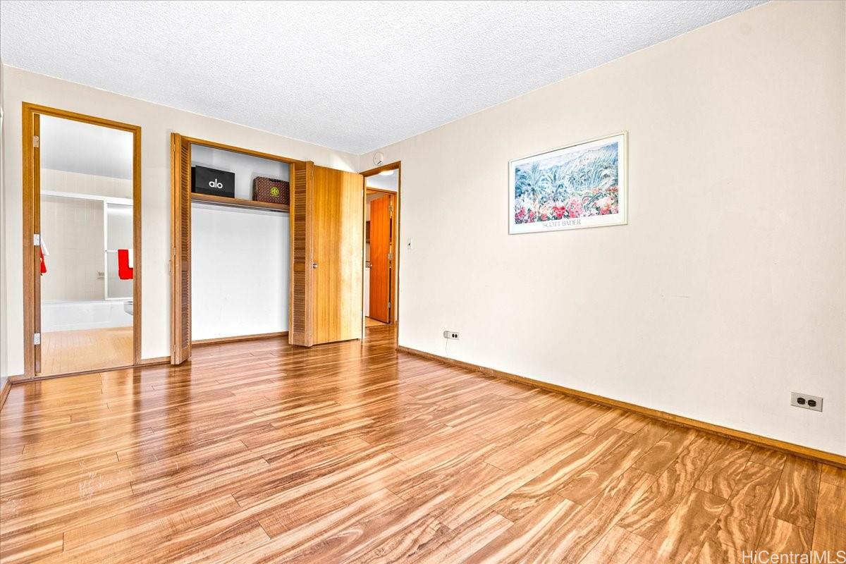 1350 Ala Moana condo # 810, Honolulu, Hawaii - photo 15 of 25
