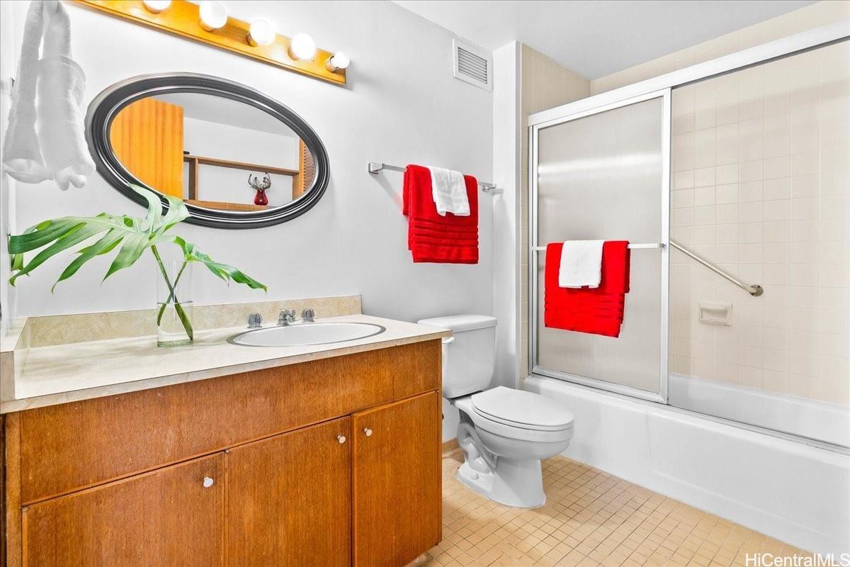 1350 Ala Moana condo # 810, Honolulu, Hawaii - photo 13 of 25