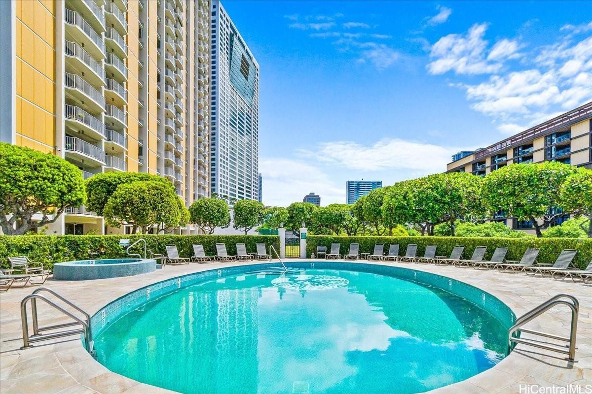 1350 Ala Moana condo # 810, Honolulu, Hawaii - photo 19 of 25