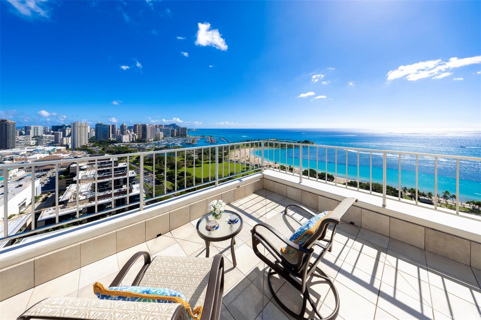 1350 Ala Moana condo # L2, Honolulu, Hawaii - photo 4 of 25