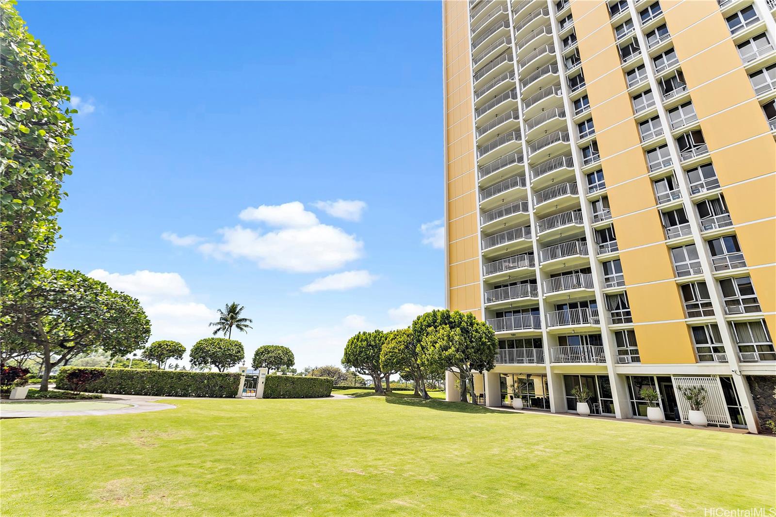 1350 Ala Moana condo # L3, Honolulu, Hawaii - photo 16 of 20