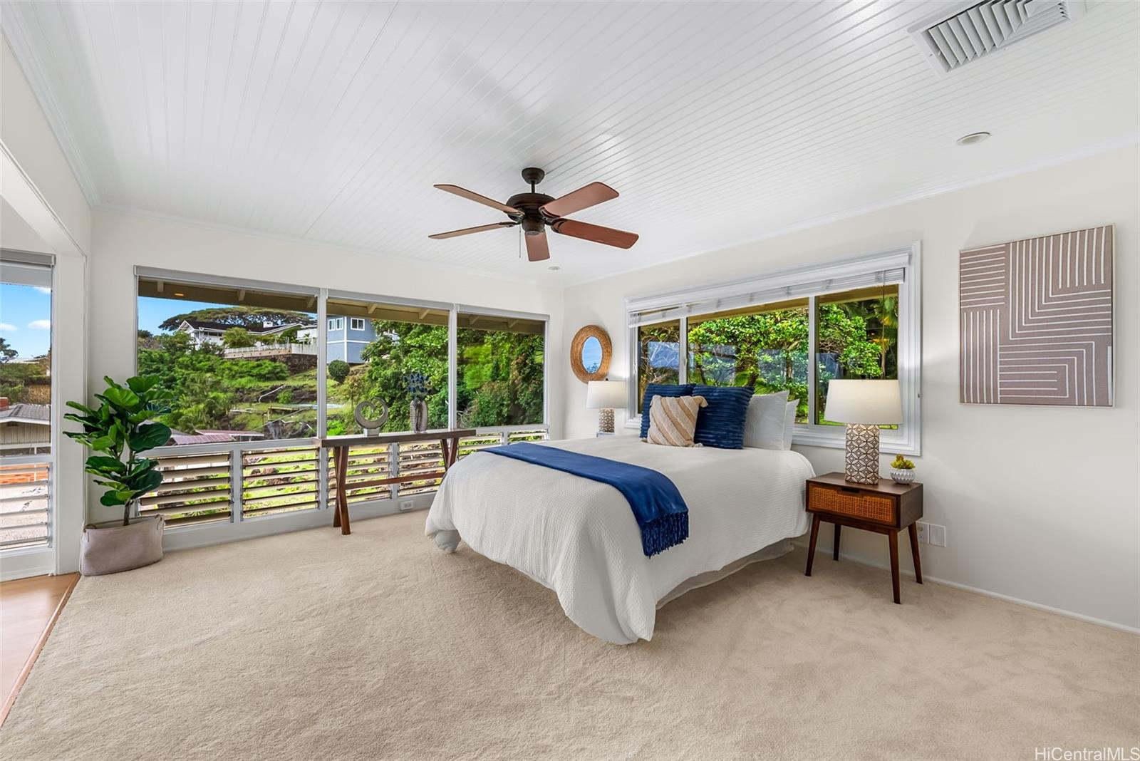 1350  Laukahi Street Waialae Iki, Diamond Head home - photo 12 of 25