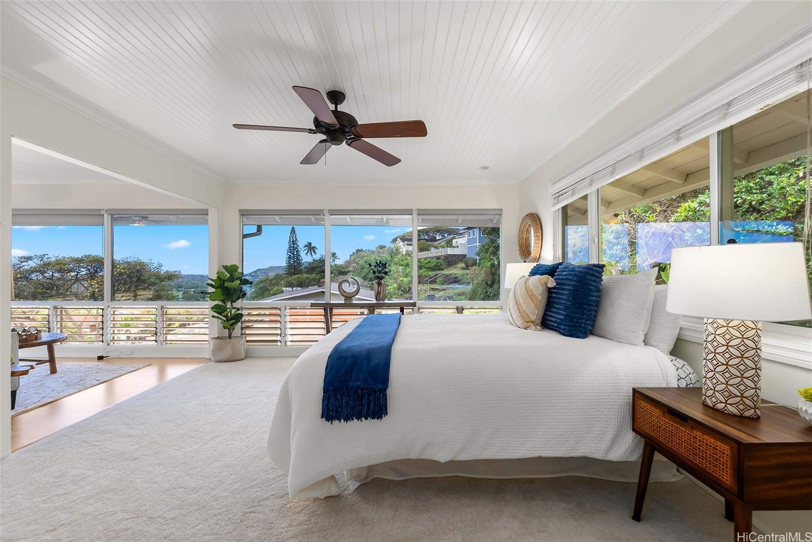 1350  Laukahi Street Waialae Iki, Diamond Head home - photo 14 of 25