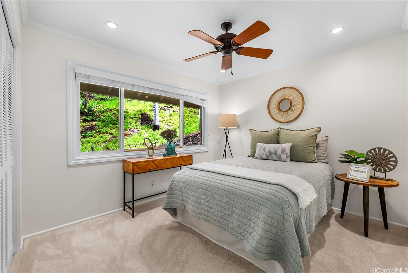 1350  Laukahi Street Waialae Iki, Diamond Head home - photo 18 of 25