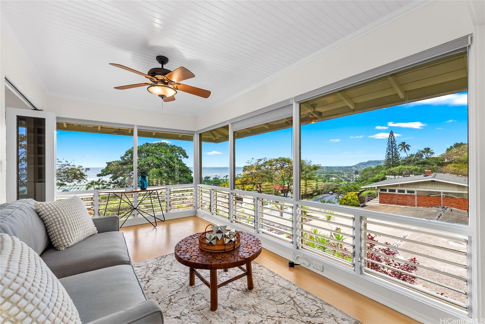 1350  Laukahi Street Waialae Iki, Diamond Head home - photo 10 of 25