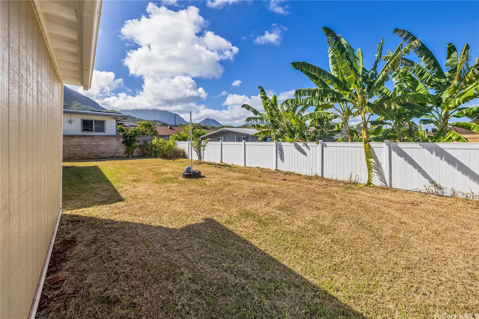 1352  Keolu Drive Enchanted Lake, Kailua home - photo 11 of 25