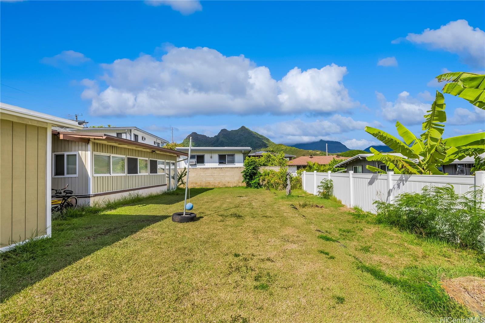 1352  Keolu Drive Enchanted Lake, Kailua home - photo 13 of 25