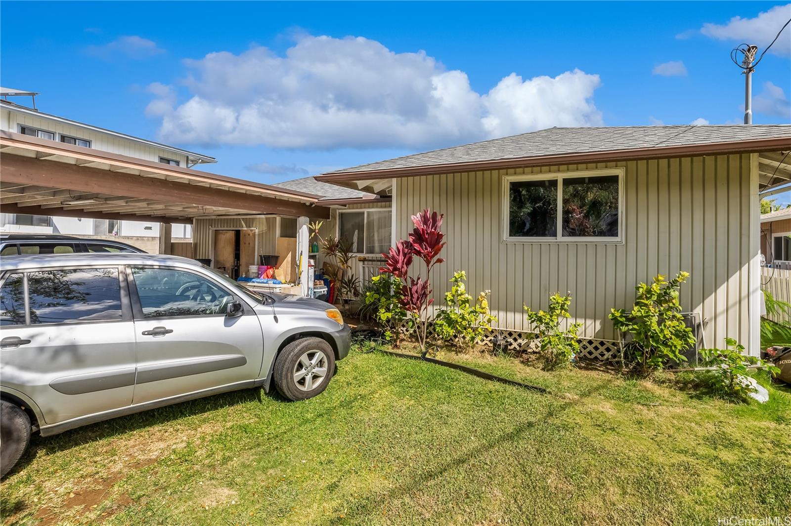 1352  Keolu Drive Enchanted Lake, Kailua home - photo 5 of 13