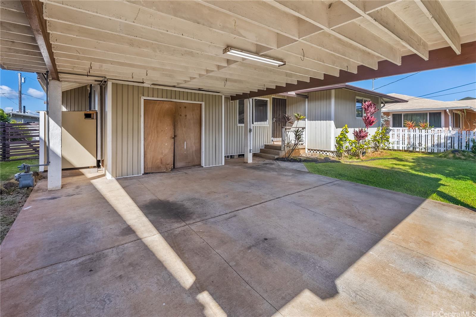 1352  Keolu Drive Enchanted Lake, Kailua home - photo 6 of 25