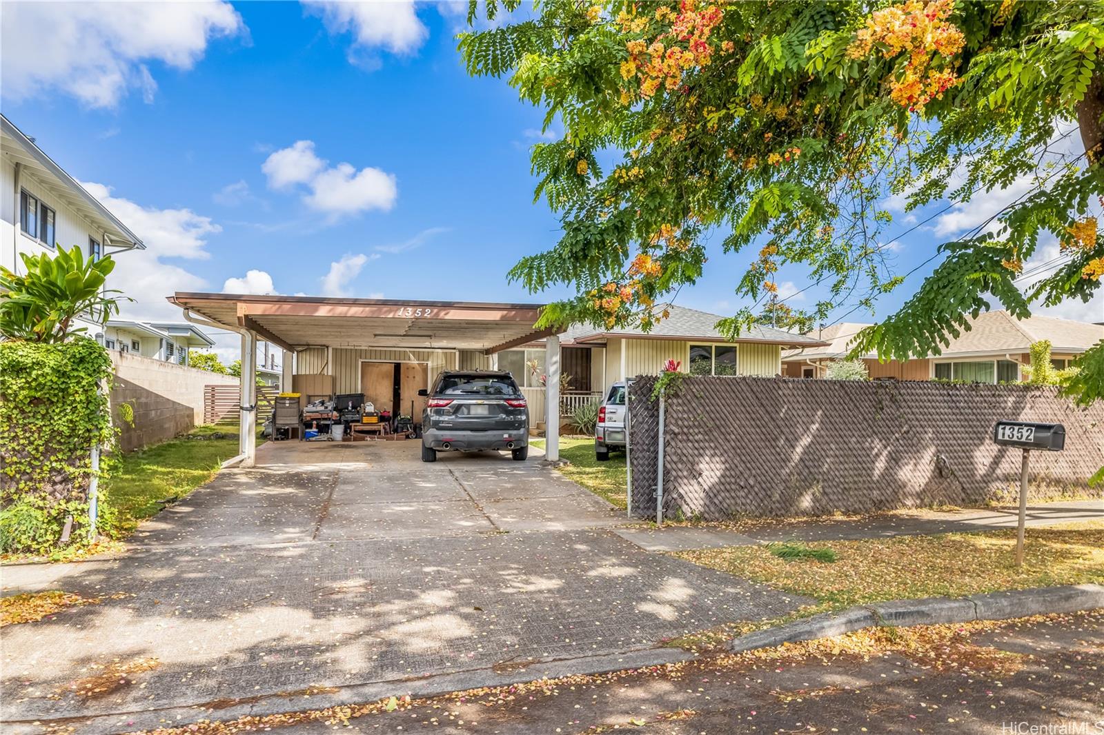 1352  Keolu Drive Enchanted Lake, Kailua home - photo 8 of 13