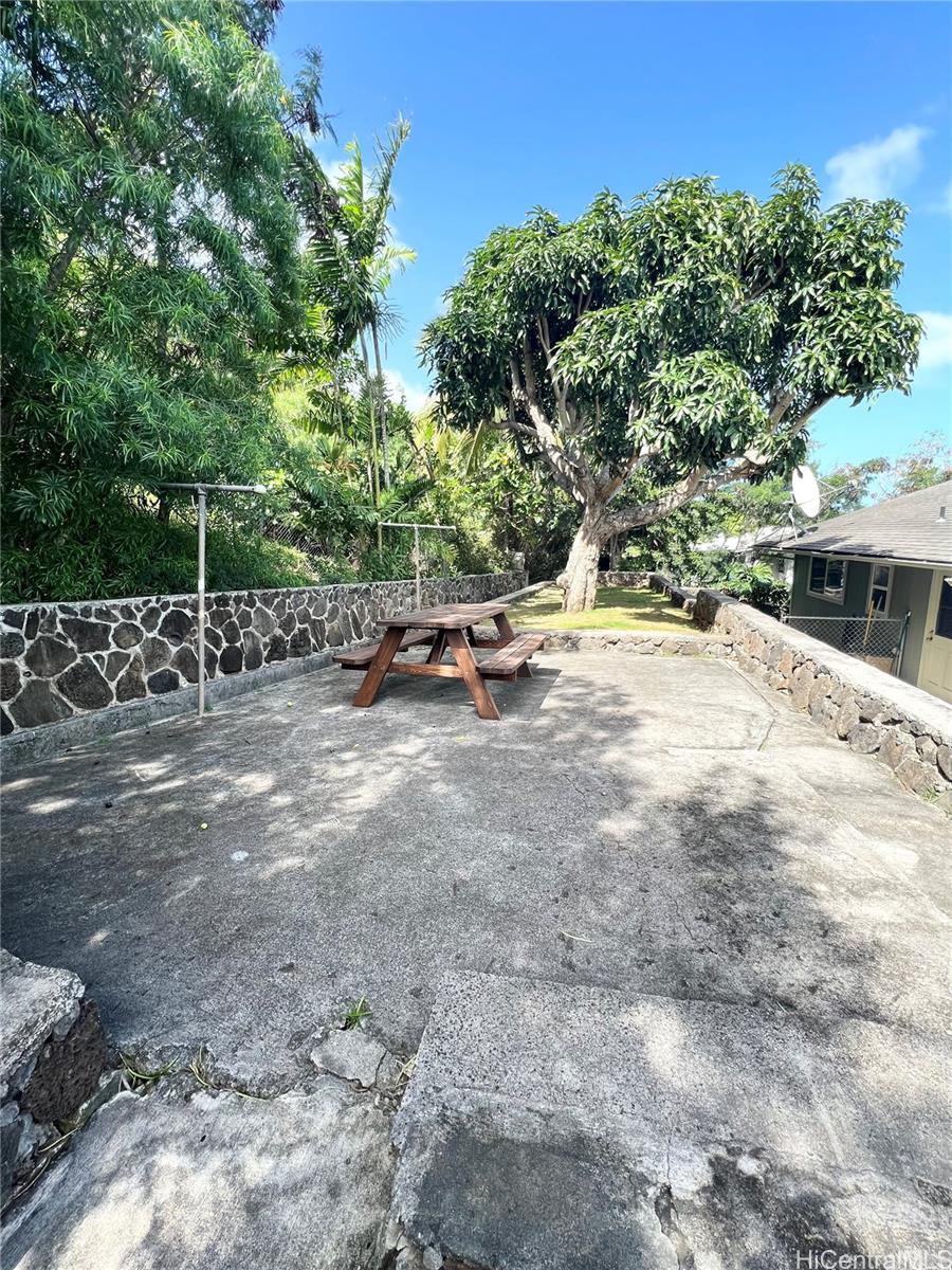 1355 Akiahala Street Kailua - Rental - photo 21 of 25